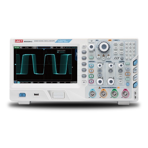 UPO2204 digital phosphor oscilloscope 4 Channel, 200MHz